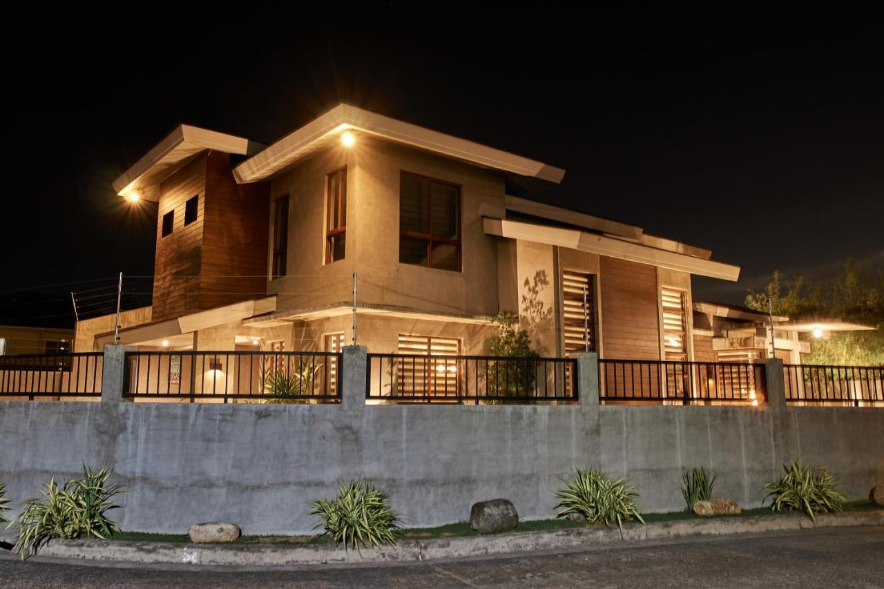 Isla Villa 1 Amazing Waterfall Pool House Near Beach, Bars & Restaurants Lapu-Lapu City Eksteriør bilde